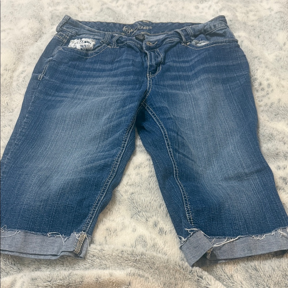 Stylish Blue Denim Women's Jeans